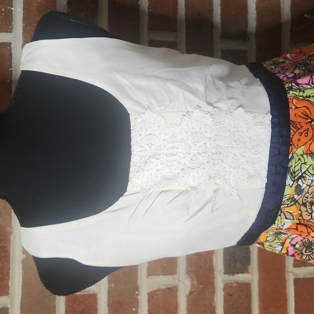 We Love Vera floral pattern sundress, size 4 - Picture 2 of 8